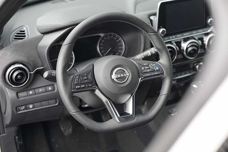 Nissan Juke N-DESING 1.0 -LED+NAVI+LEDER+360°KAMERA-
